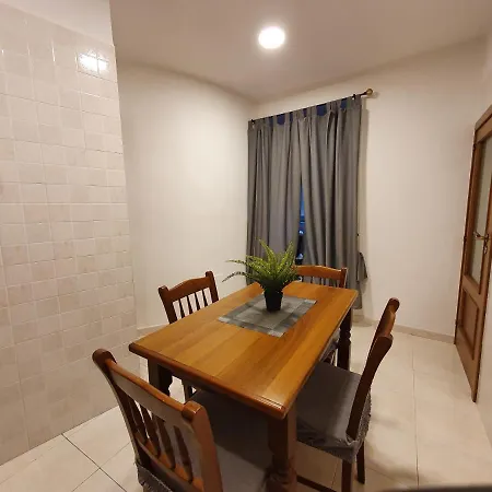 アパート Fraba ナポリ